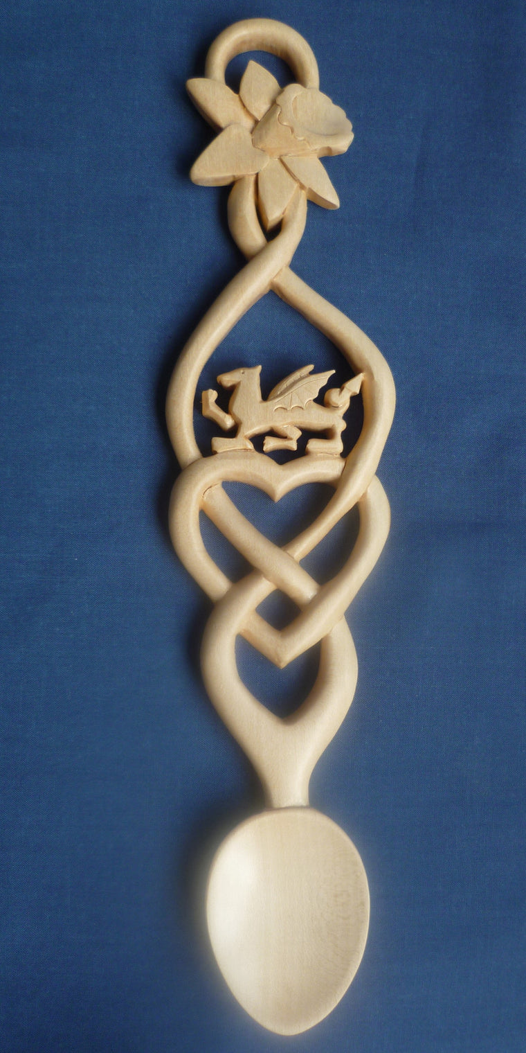 Celtic heart with dragon and daffodil