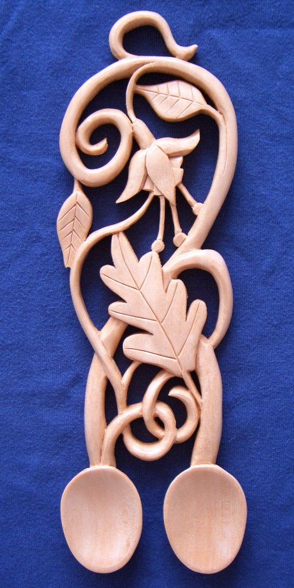 Double bowls, oak leaf and flower love spoon